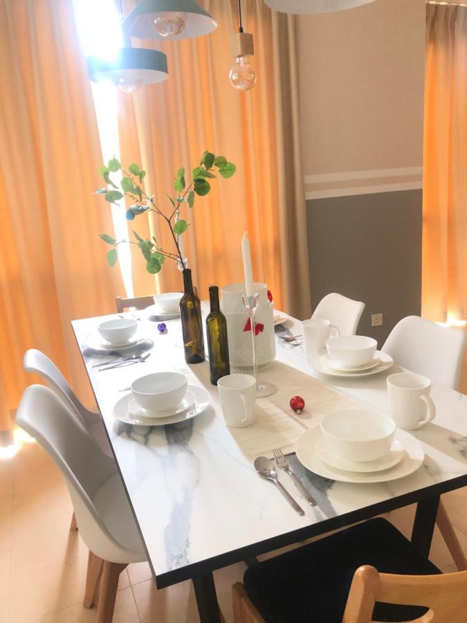 Santubong Suites B Just Like Home Damai Kuching Esterno foto