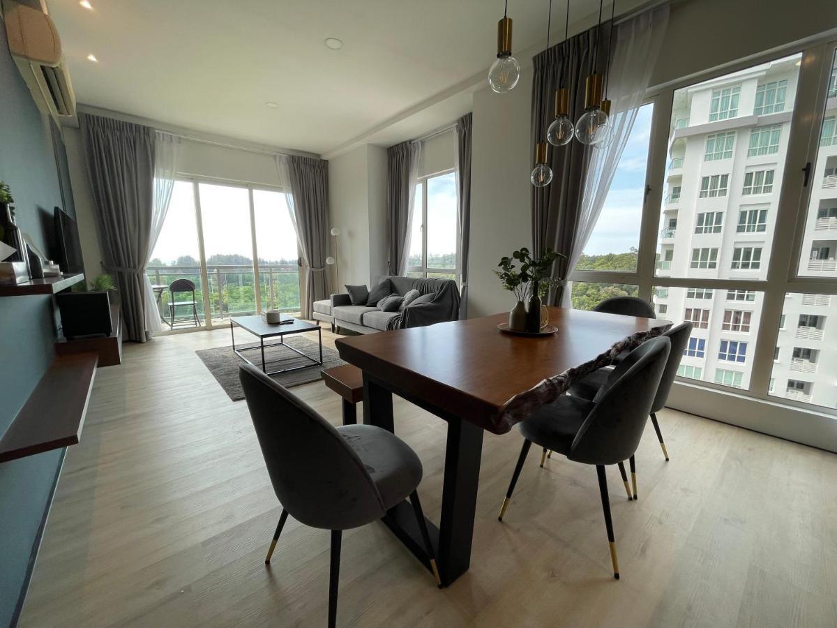 Santubong Suites B Just Like Home Damai Kuching Esterno foto