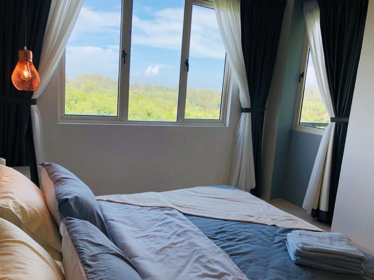 Santubong Suites B Just Like Home Damai Kuching Esterno foto
