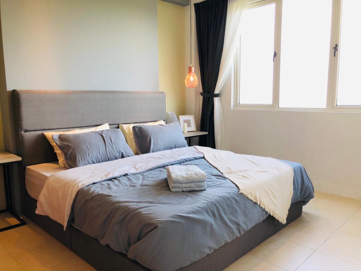 Santubong Suites B Just Like Home Damai Kuching Esterno foto